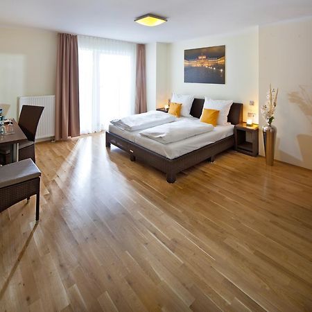 Guesthouse Μάνχαιμ Εξωτερικό φωτογραφία